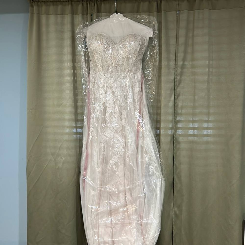 Strapless willowby by watters gown size 10 Great condition
